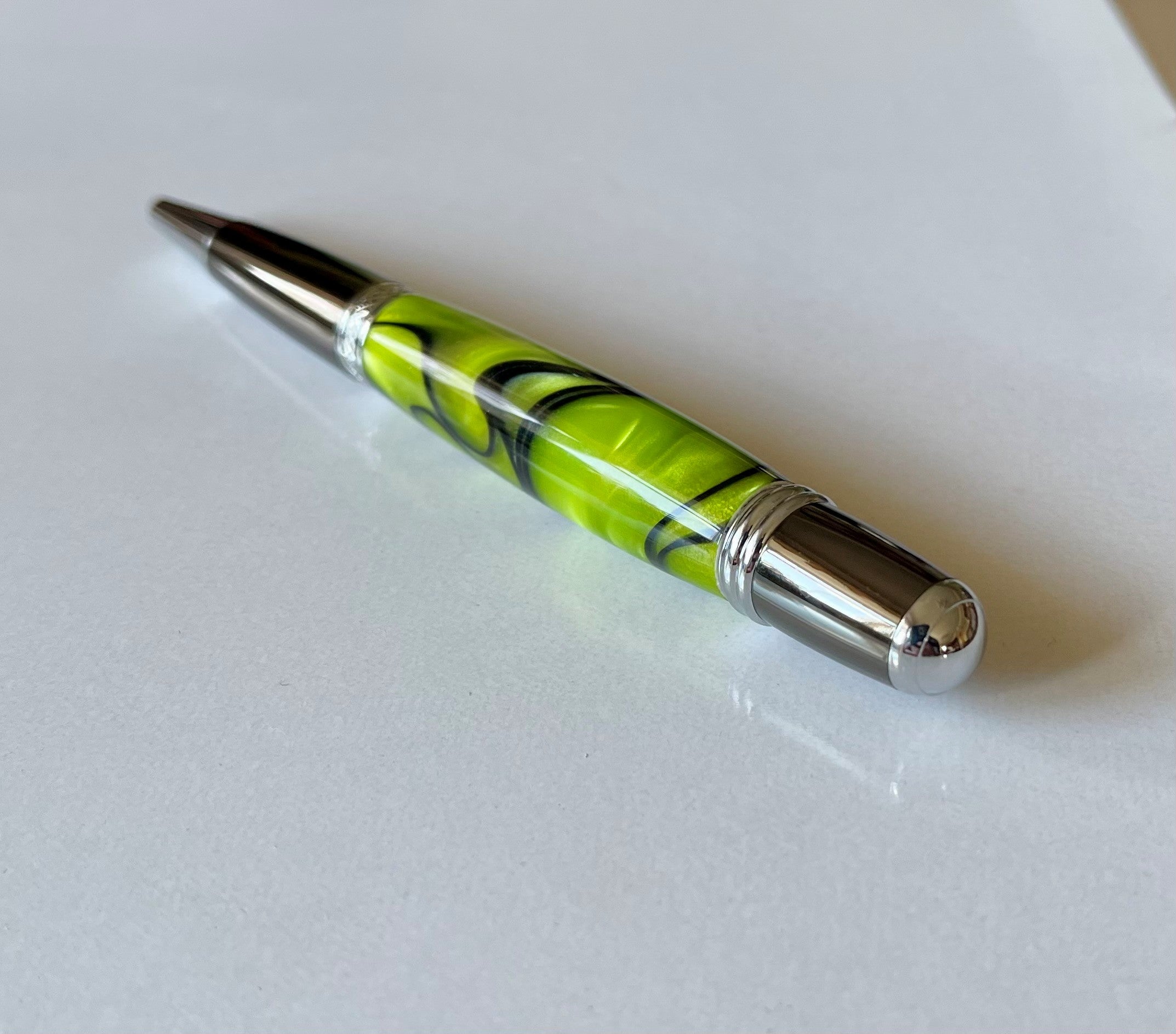 Sierra Twist Ballpoint Pen – Toxic Green & Black Swirl