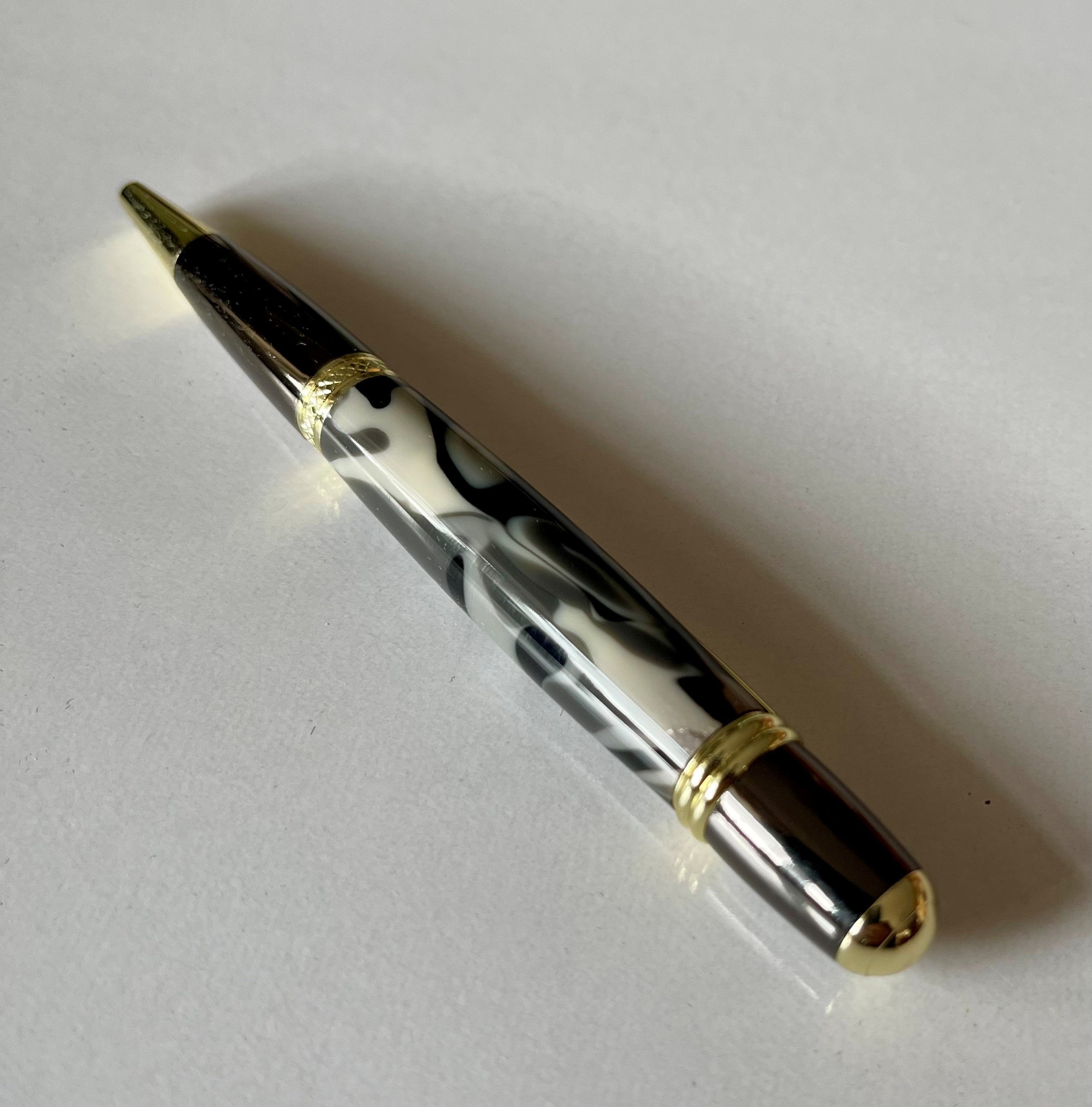 Sierra Twist Ballpoint Pen – Black & White Marble Swirl