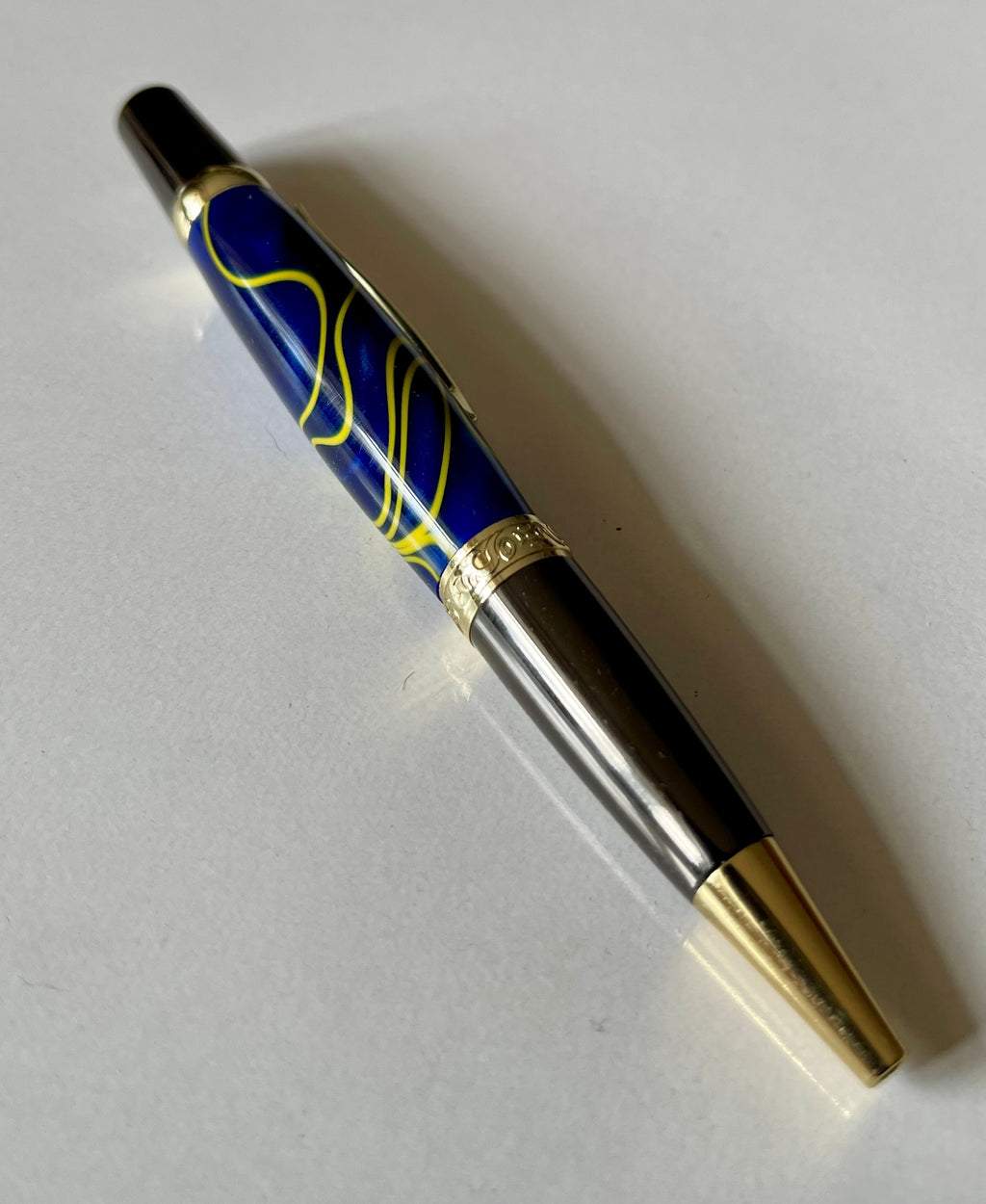 Sierra Twist Ballpoint Pen – Dark Blue & Yellow Swirl